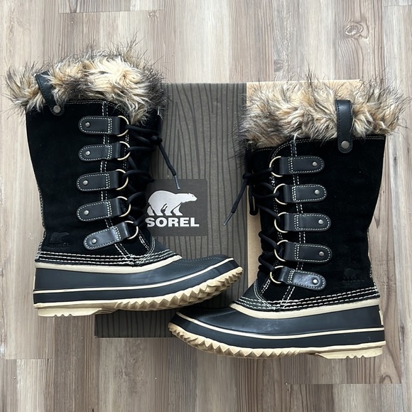 Sorel Joan of Arctic Black Winter Boots Faux Fur - Picture 2 of 13